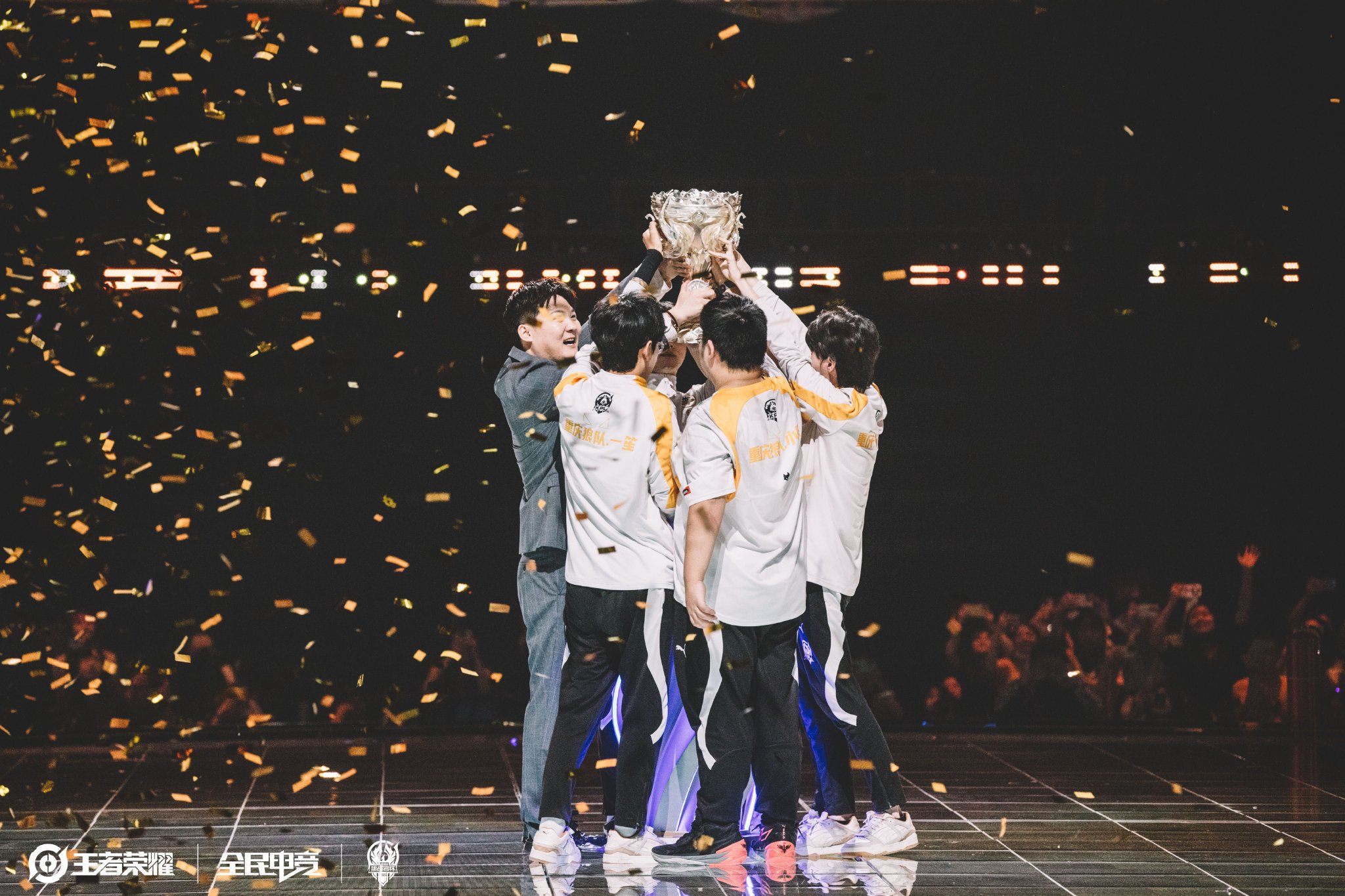 小将汪顺在 小将汪顺在