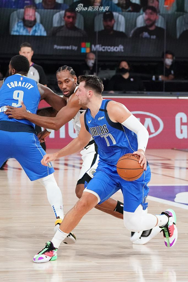 他在转会市 他在转会市